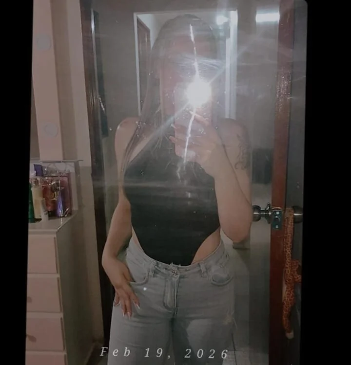 Sarita_Miller02 Chat XXX offline