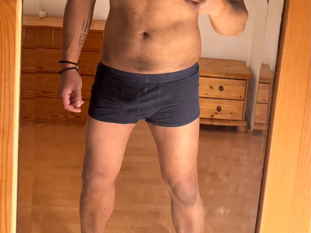 artit-sonn Offline XXX Chat