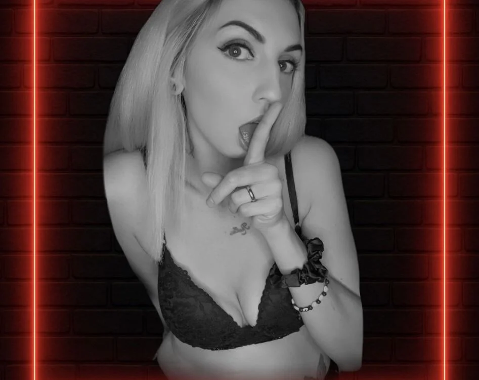 Offline XXX chat Luna_Lynx94