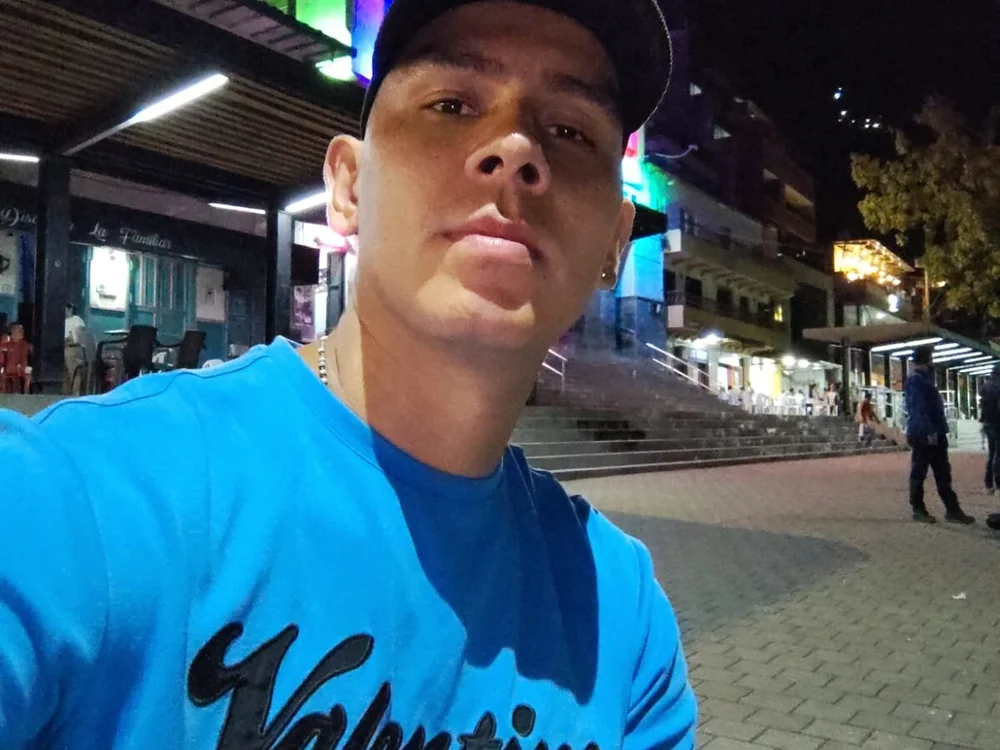 gigant_boy00 offline chatrum