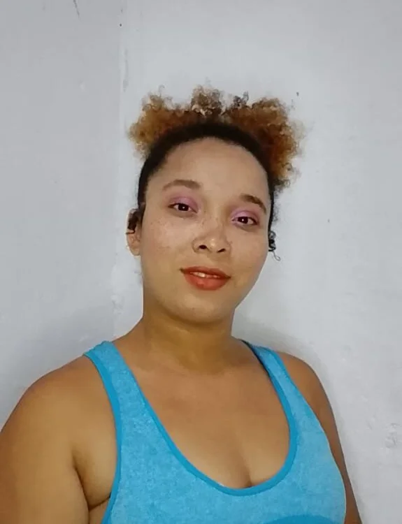 camila600's Offline Chat Room
