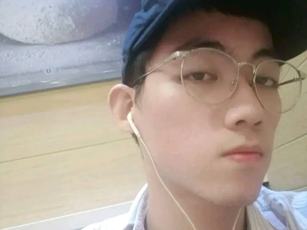 GayBotSG 離線 XXX 聊天