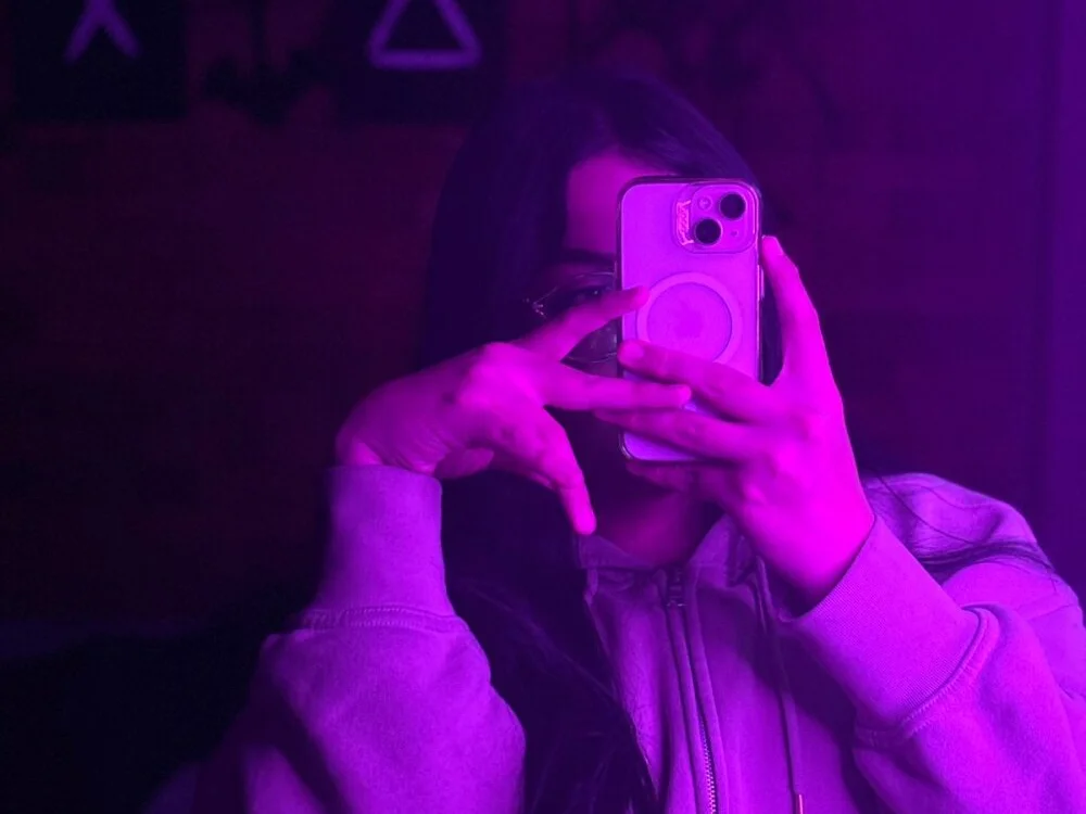 Offline XXX chat modela SweetKris_