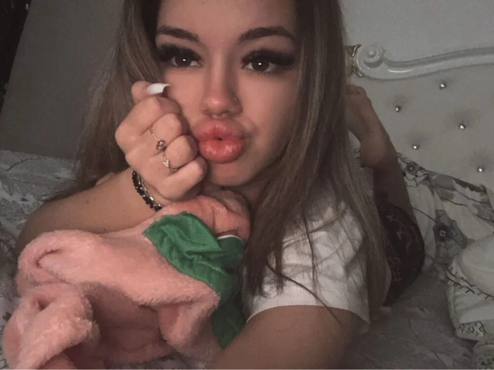 แชท XXX ออฟไลน์ของ BabyBlossom_