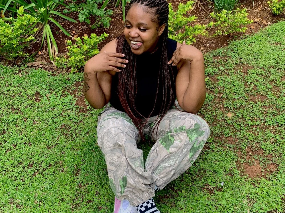 دردشة Tee-96 الجنسية دون اتصال