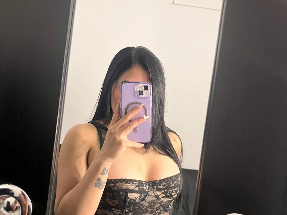 Offline chatovací místnost Roxann_lam
