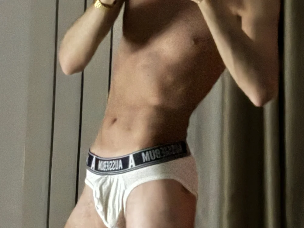 dariosx Offline XXX-chat