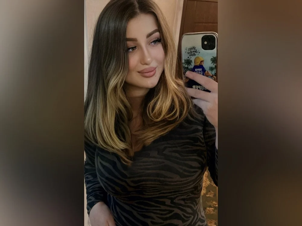 BlueberryCam's Offline Chat Room