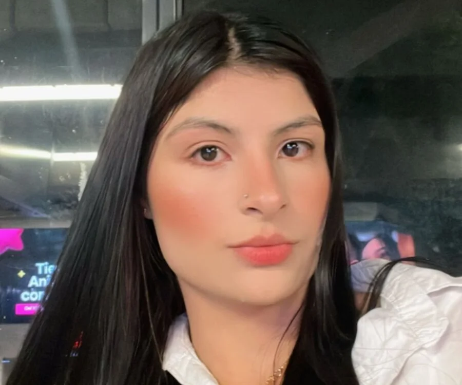 Sienna_Coleman offline chatrum