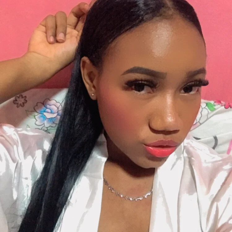 Fariana01 offline XXX-chatje