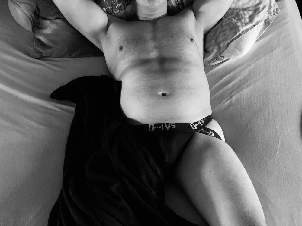 Offline XXX chat modela Bigtoyaddict