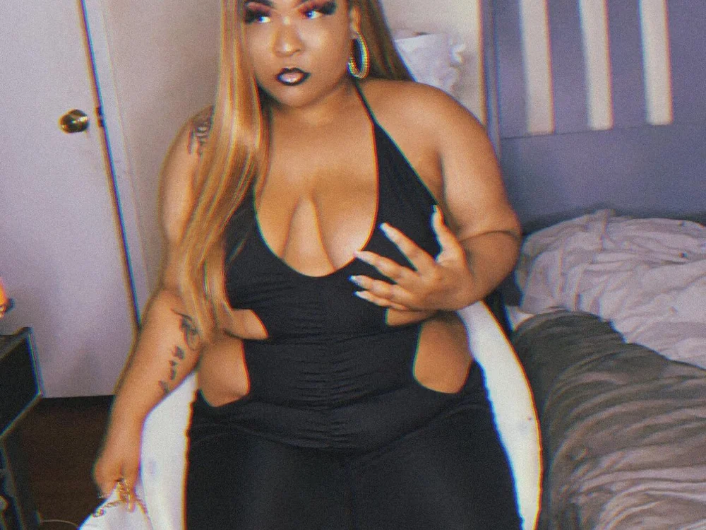 afrodisiacgoddess' Offline XXX Chat