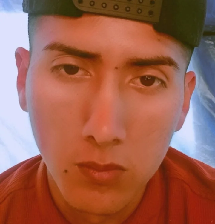 PANCHOCR7's Offline Chat Room