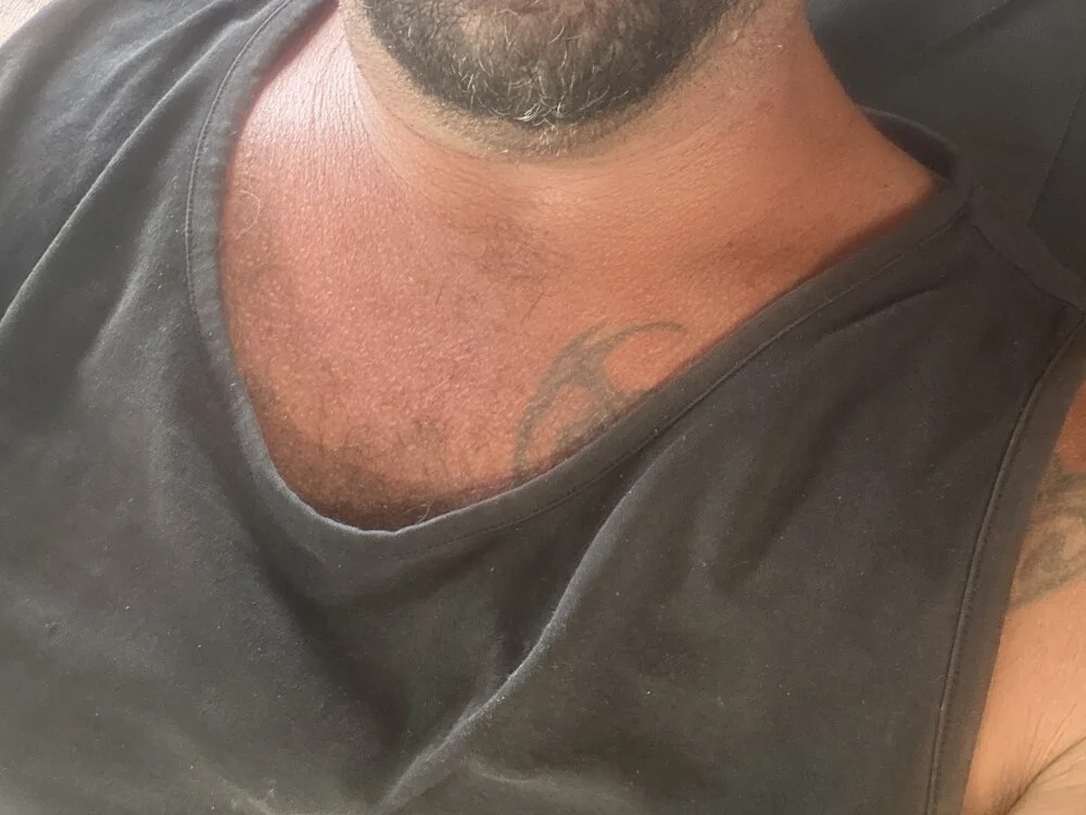 Swiss8700's Offline XXX Chat