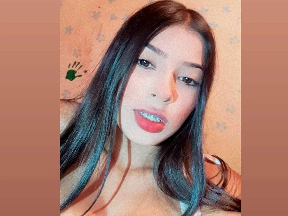 Bilik Sembang Luar Talian BLONDEGIRL72