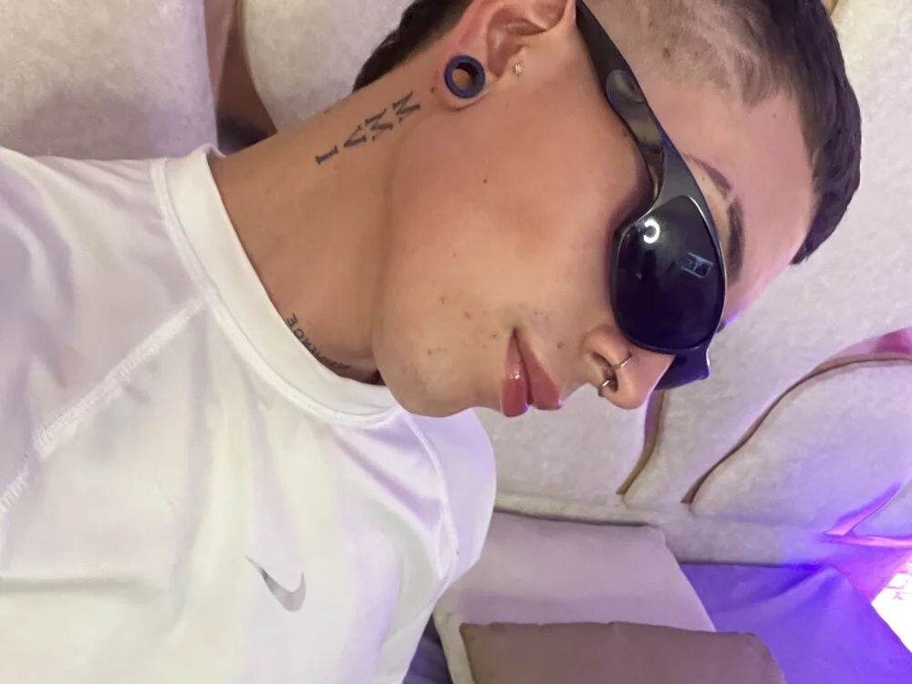 Offline XXX chat modela boyfox_tay