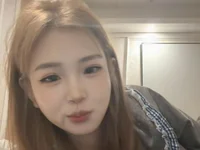 Clara-520's webcam live show