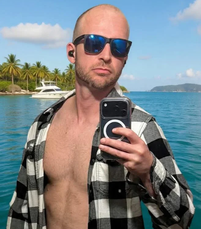 Luke_James cam model