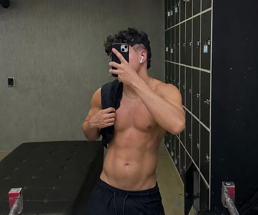 Offline XXX chat modela James_07boy