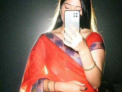 Desi_bhabi234 - Girl 