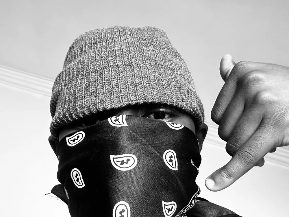 Offline XXX chat Bandana-Lad