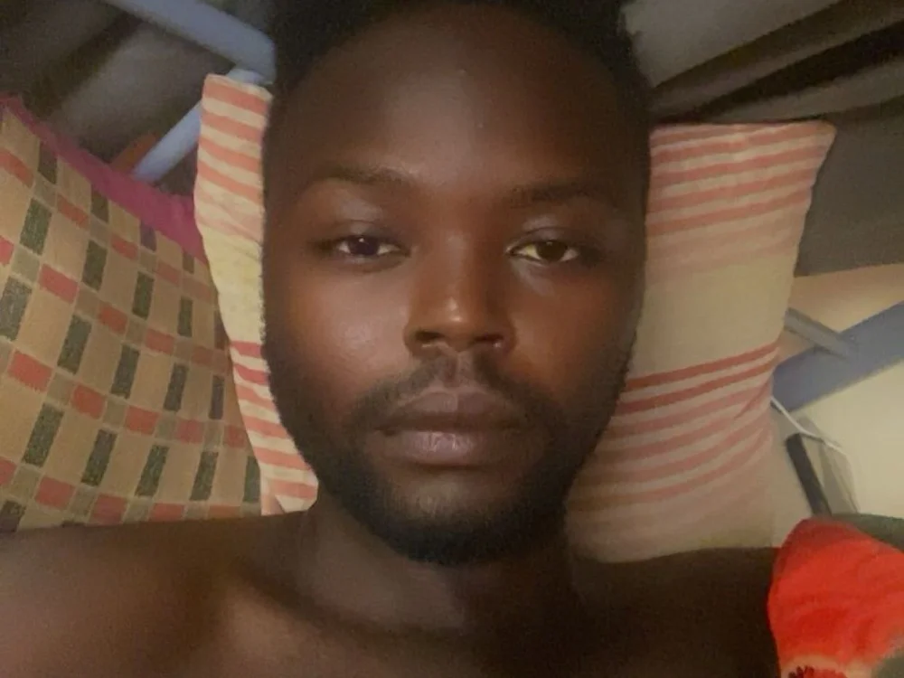 Gee1ne offline XXX-chat