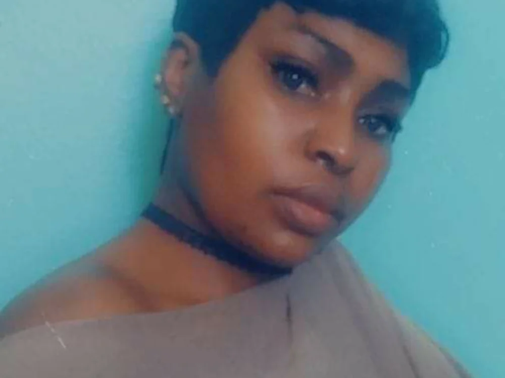 Chat XXX offline de Hotxbums22