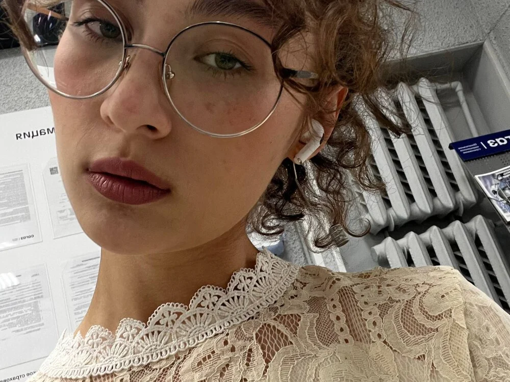 AngelesRavetto Offline XXX-Chat