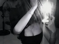 Lilywant's Offline XXX Chat