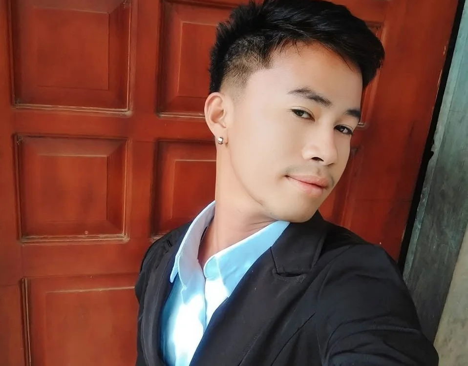 JustcallmeCon 離線 XXX 聊天