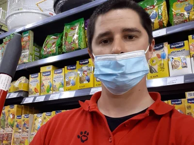 hugecock4u1990 profile