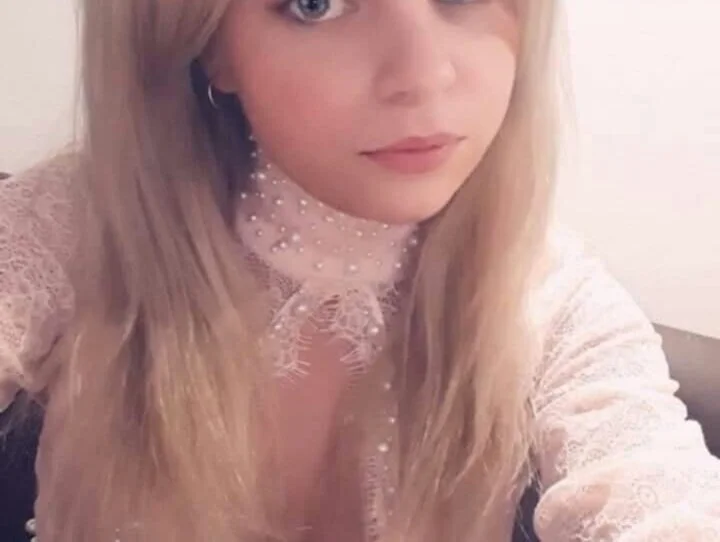 دردشة Sweet_bluegirl24 الجنسية دون اتصال