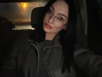 MizLouLou's webcam live show