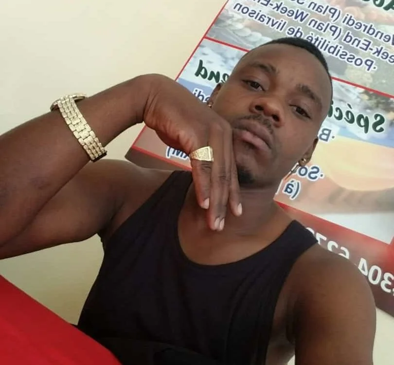 Tirichexxx's Offline XXX Chat