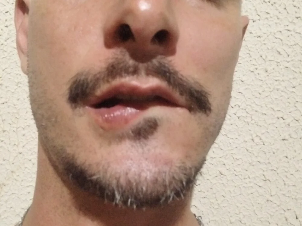 Safado2604 Adlı Modelin Çevrimdışı XXX Sohbeti