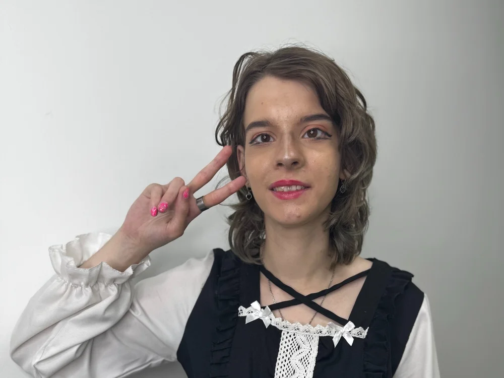 LizbethDeeks' Offline Chat Room