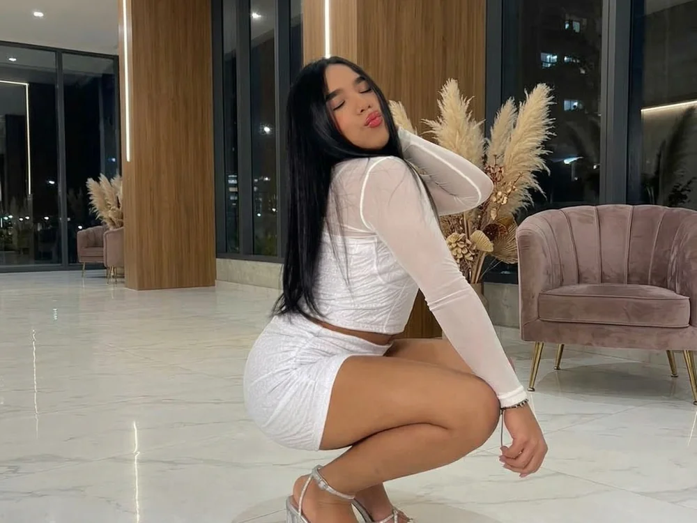 JuliethDior cam model