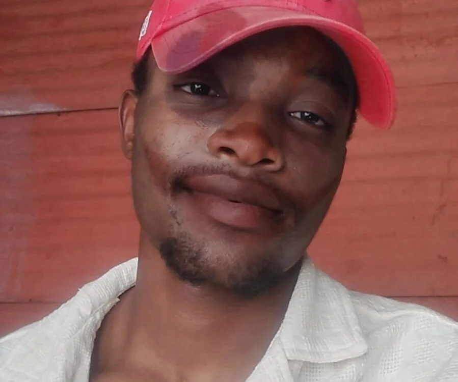 TshepangBritishn Offline chat-huone
