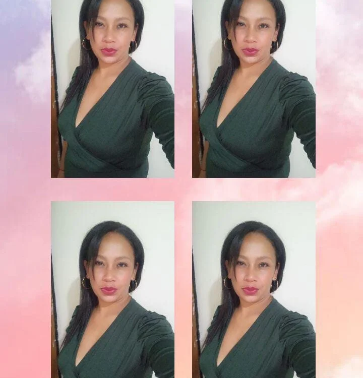 CHAROL_14's Offline XXX Chat