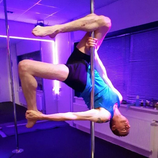 sexmenlion's Offline XXX Chat