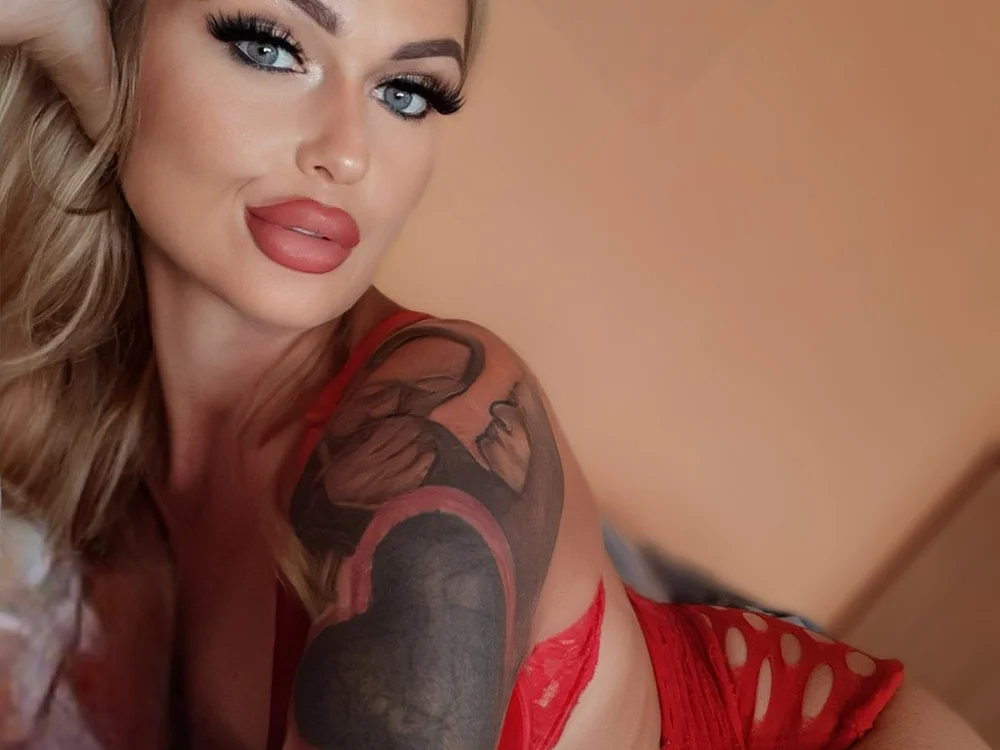 Офлайн-чат XXX MissRebekka