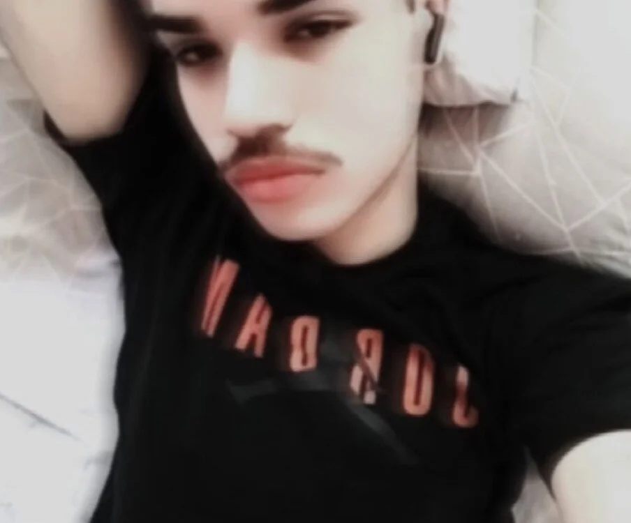 Anonimoxxx007's Offline XXX Chat