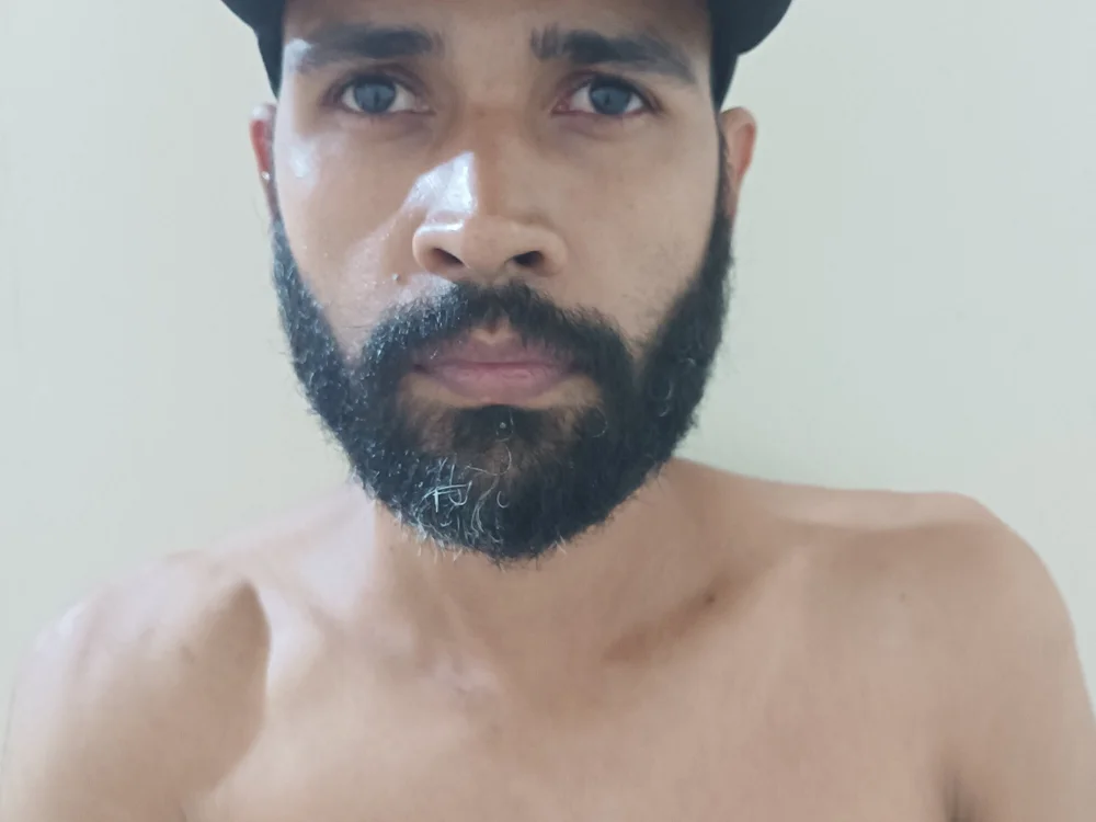 RogersXX33's Offline XXX Chat
