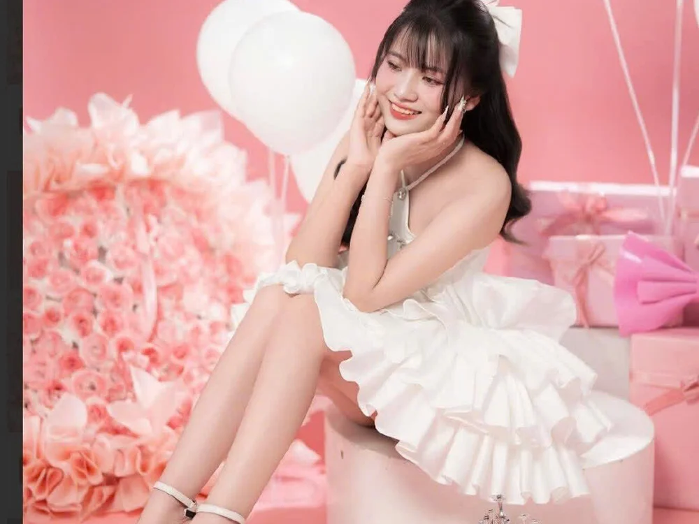 Hannie_23 offline chatrum