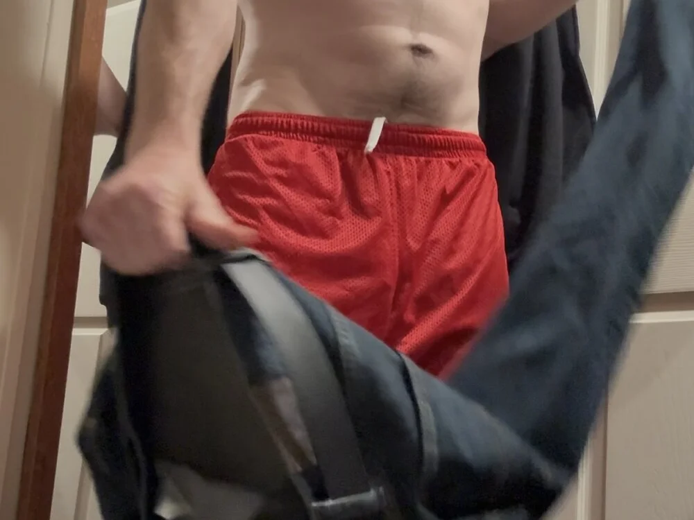 saltytuggah অফলাইন XXX চ্যাট