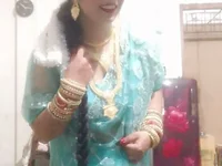 Desi-bitch's Offline Chat Room