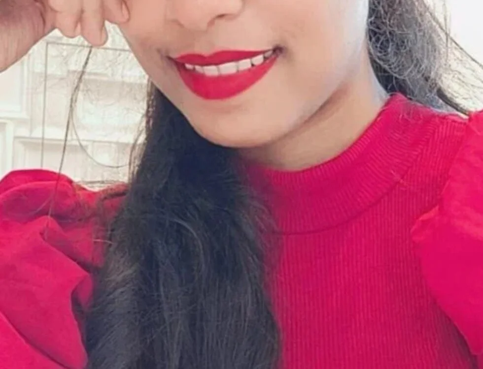 COZY_ROZI Chat XXX Ngoại tuyến