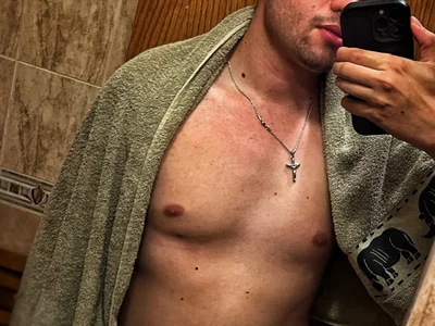 Hasabigonev14 Male Smallaudience Nude Cam