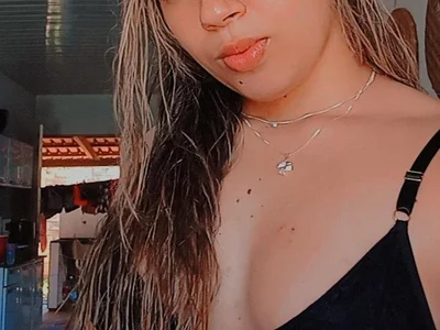 Lohlopes Female Brazilian Live Webcam XXX