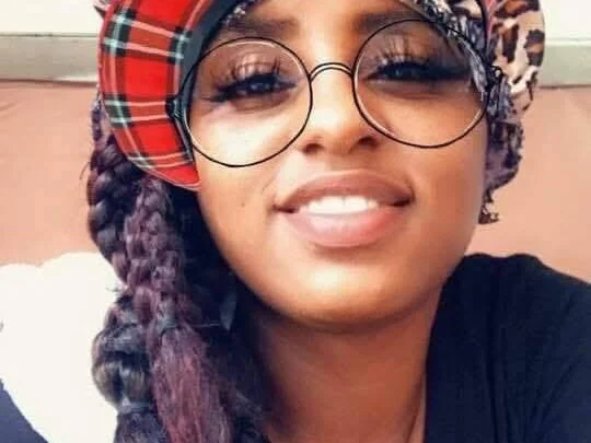 sexredxxx offline XXX-chat